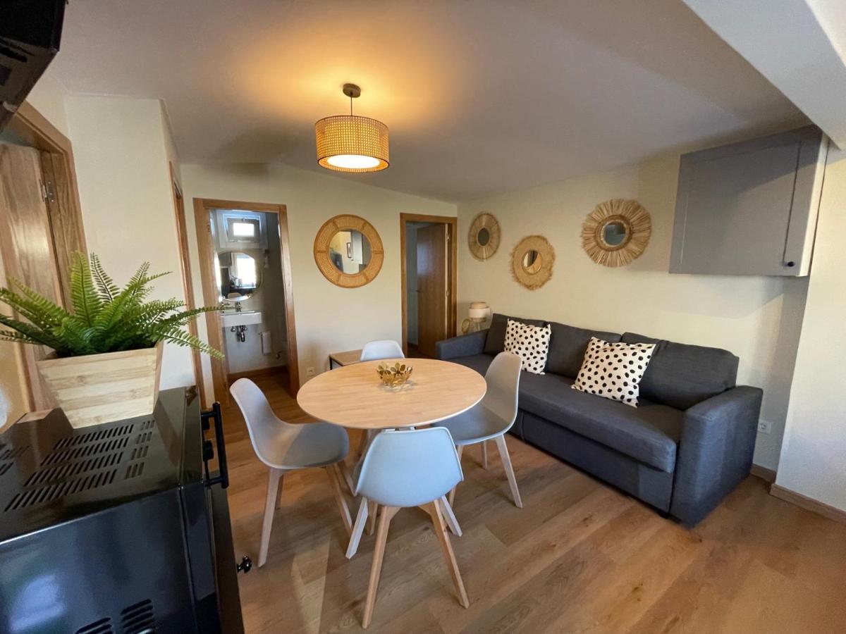 Casita Independiente Y Tres Apartamentos Con Piscina Ladeira Playa バイヨーナ エクステリア 写真