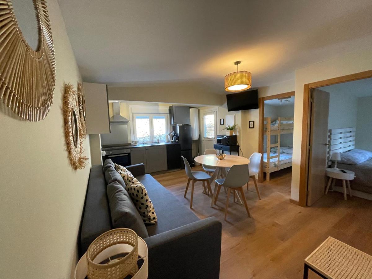 Casita Independiente Y Tres Apartamentos Con Piscina Ladeira Playa バイヨーナ エクステリア 写真