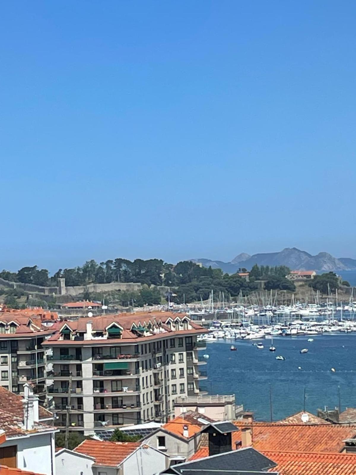 Casita Independiente Y Tres Apartamentos Con Piscina Ladeira Playa バイヨーナ エクステリア 写真