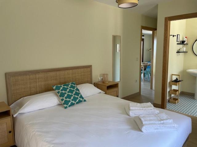Casita Independiente Y Tres Apartamentos Con Piscina Ladeira Playa バイヨーナ エクステリア 写真