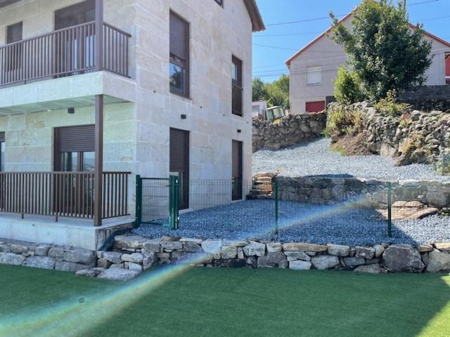 Casita Independiente Y Tres Apartamentos Con Piscina Ladeira Playa バイヨーナ エクステリア 写真
