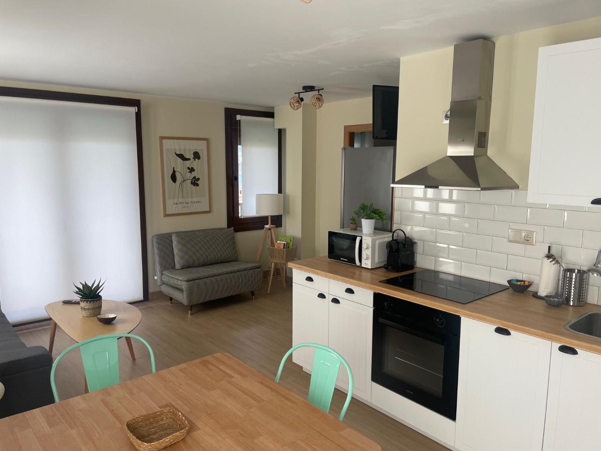 Casita Independiente Y Tres Apartamentos Con Piscina Ladeira Playa バイヨーナ エクステリア 写真
